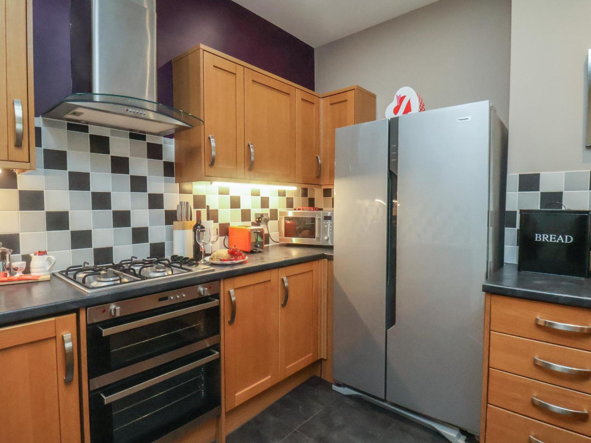 4 Apartment