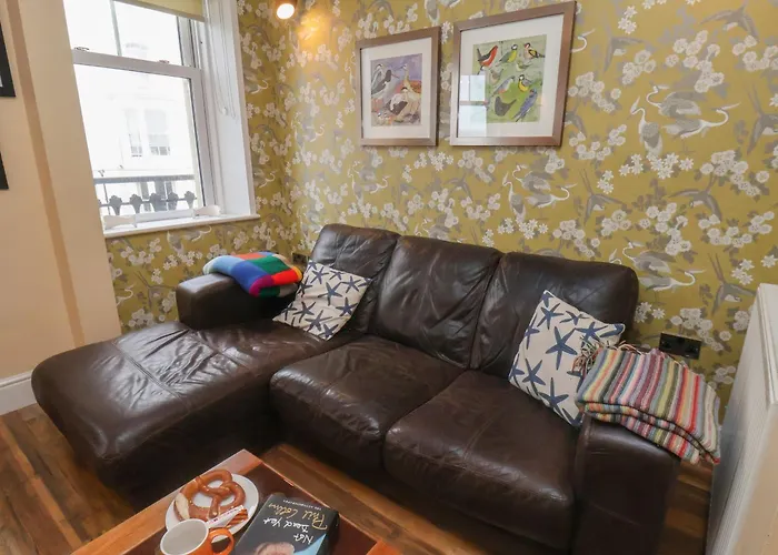 Apartment 4