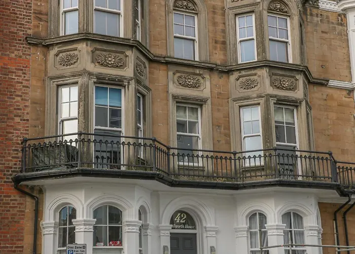 Apartment 4